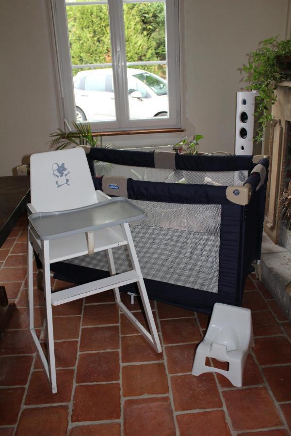 Chez Santia Villa Brinon-sur-Sauldre Buitenkant foto