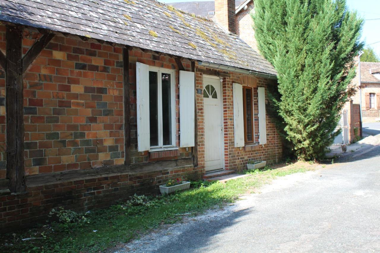 Chez Santia Villa Brinon-sur-Sauldre Buitenkant foto