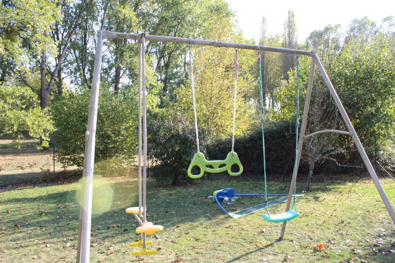 Chez Santia Villa Brinon-sur-Sauldre Buitenkant foto